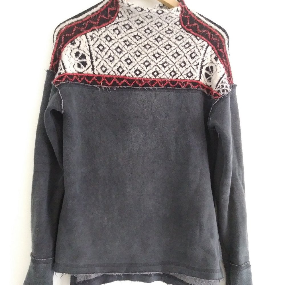 Free People Patterned Sweatshirt XS